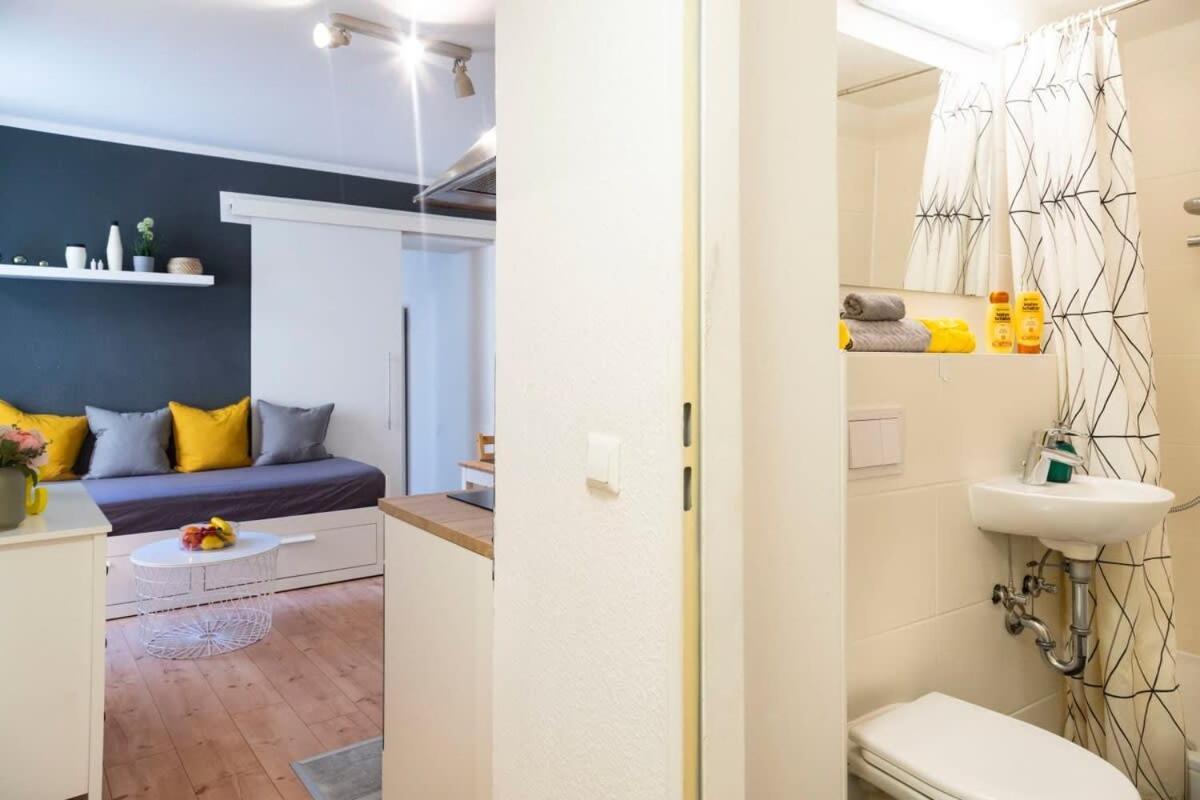 2 Bedroom In Great Location In Kreuzberg Berlin Exterior photo