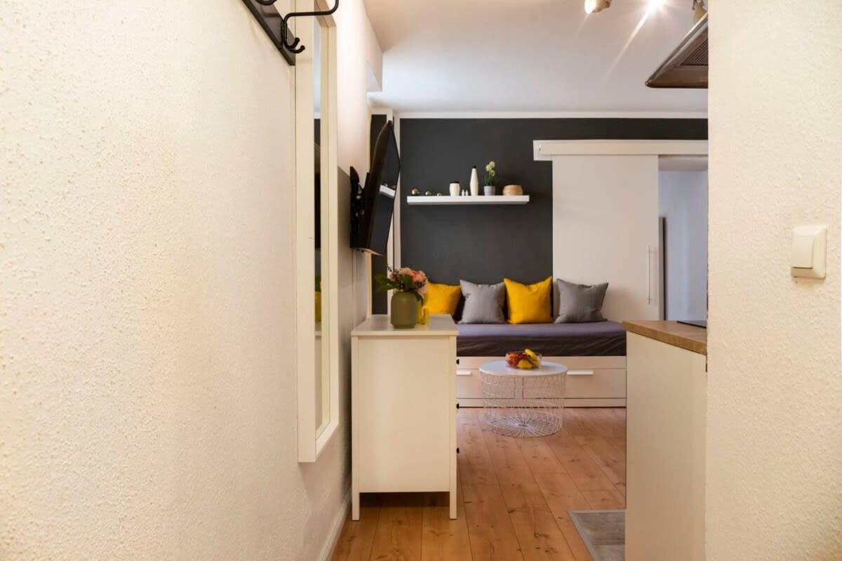 2 Bedroom In Great Location In Kreuzberg Berlin Exterior photo